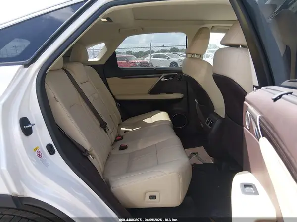 2T2ZZMCA9KC138889 2019 LEXUS RX - Image 8