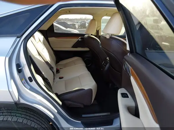 2T2ZZMCA9KC142084 2019 LEXUS RX - Image 8