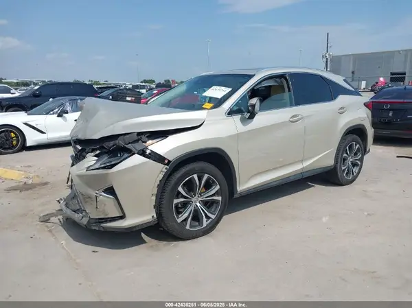 2T2ZZMCAXGC032832 2016 LEXUS RX - Image 2