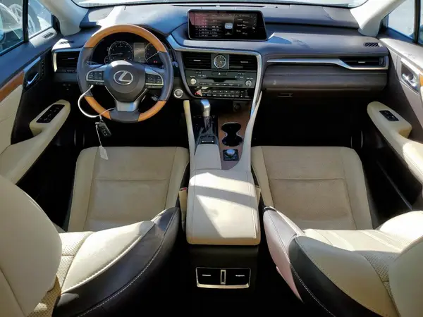 2T2ZZMCAXHC039961 2017 LEXUS RX - Image 8