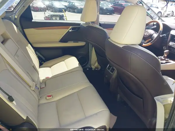 2T2ZZMCAXHC051771 2017 LEXUS RX - Image 8