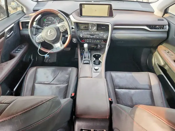 2T2ZZMCAXHC055870 2017 LEXUS RX - Image 8