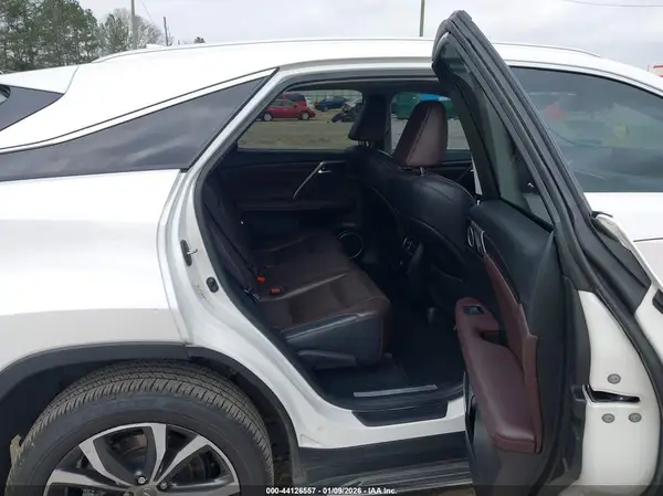 2T2ZZMCAXHC061166 2017 LEXUS RX - Image 8