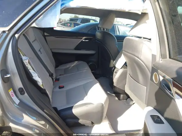 2T2ZZMCAXHC082308 2017 LEXUS RX - Image 8