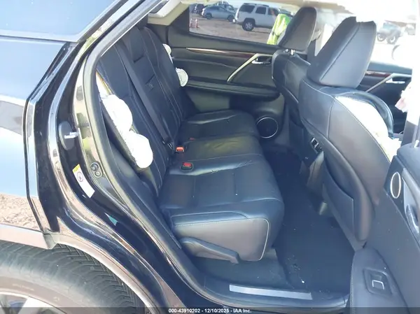 2T2ZZMCAXHC084138 2017 LEXUS RX - Image 8