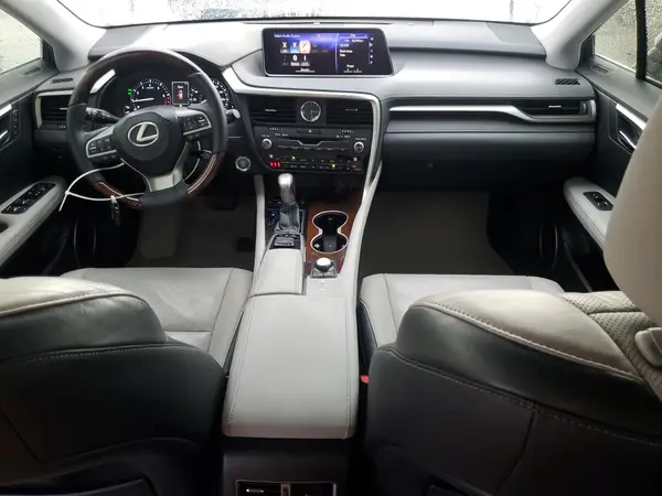 2T2ZZMCAXHC084155 2017 LEXUS RX - Image 8
