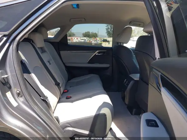 2T2ZZMCAXHC084589 2017 LEXUS RX - Image 8