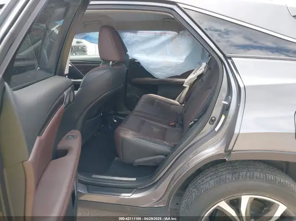 2T2ZZMCAXHC085659 2017 LEXUS RX - Image 8