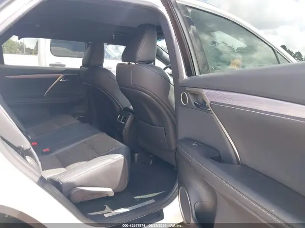 2T2ZZMCAXHC090473 2017 LEXUS RX - Image 8