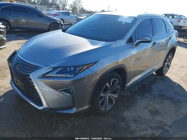 2T2ZZMCAXHC091123 2017 LEXUS RX - Image 2