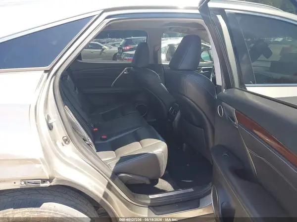 2T2ZZMCAXJC096750 2018 LEXUS RX - Image 8