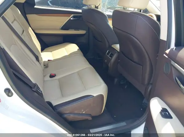 2T2ZZMCAXJC098076 2018 LEXUS RX - Image 8