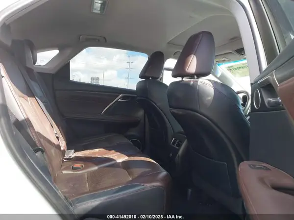 2T2ZZMCAXJC101302 2018 LEXUS RX - Image 8