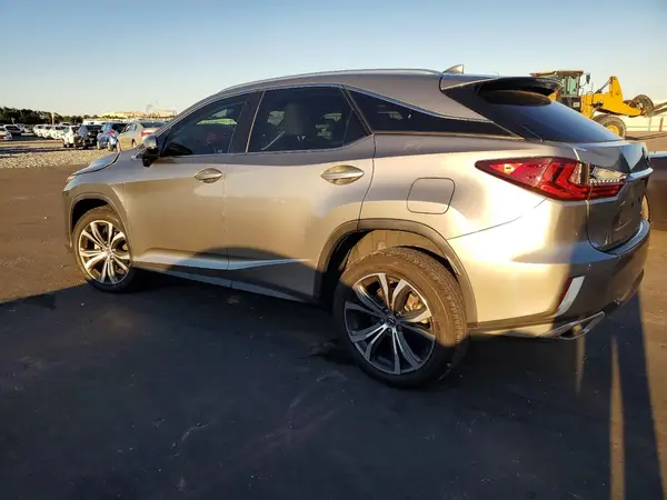 2T2ZZMCAXJC109903 2018 LEXUS RX - Image 2