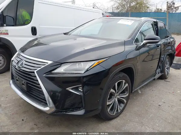 2T2ZZMCAXJC116186 2018 LEXUS RX - Image 2