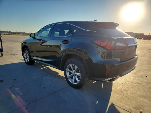 2T2ZZMCAXKC122930 2019 LEXUS RX - Image 2