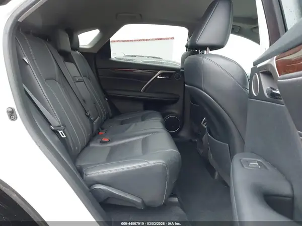 2T2ZZMCAXKC128162 2019 LEXUS RX - Image 8