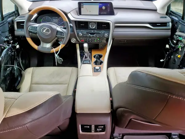 2T2ZZMCAXKC128212 2019 LEXUS RX - Image 8