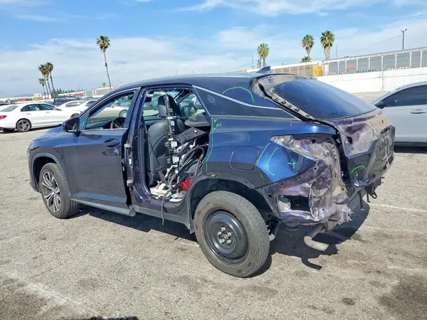 2T2ZZMCAXKC129702 2019 LEXUS RX - Image 2