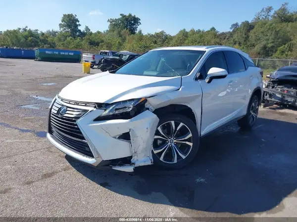 2T2ZZMCAXKC129831 2019 LEXUS RX - Image 2