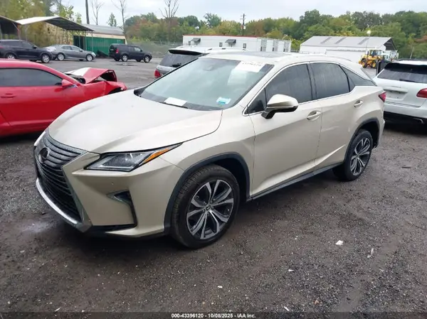 2T2ZZMCAXKC130025 2019 LEXUS RX - Image 2