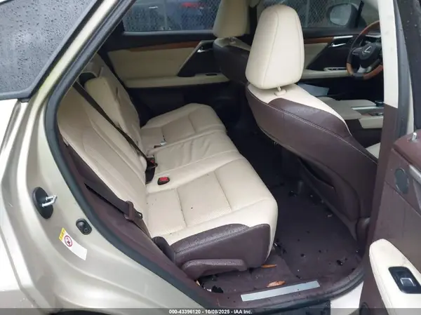 2T2ZZMCAXKC130025 2019 LEXUS RX - Image 8