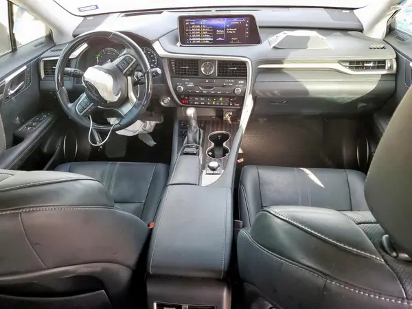 2T2ZZMCAXKC142742 2019 LEXUS RX - Image 8