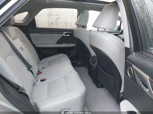2T2ZZMCAXKC145060 2019 LEXUS RX - Image 8