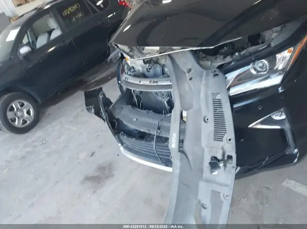 2019 LEXUS RX IAAI lot 43291012 auction photo 6