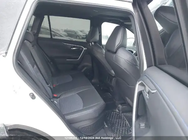 2T35WRFV2RW238842 2024 TOYOTA RAV 4 - Image 8
