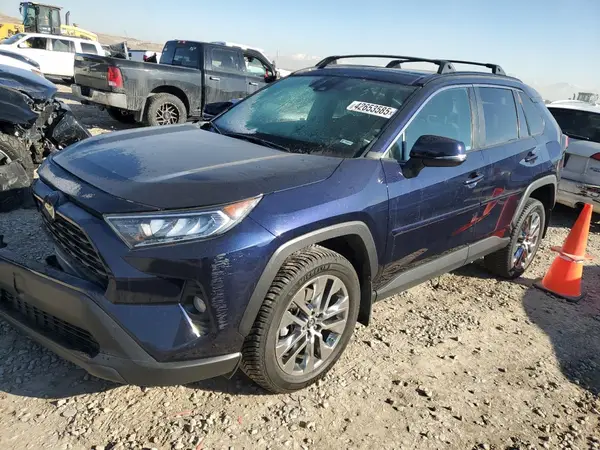 2T3A1RFV0KW079757 2019 TOYOTA RAV 4 - Image 1