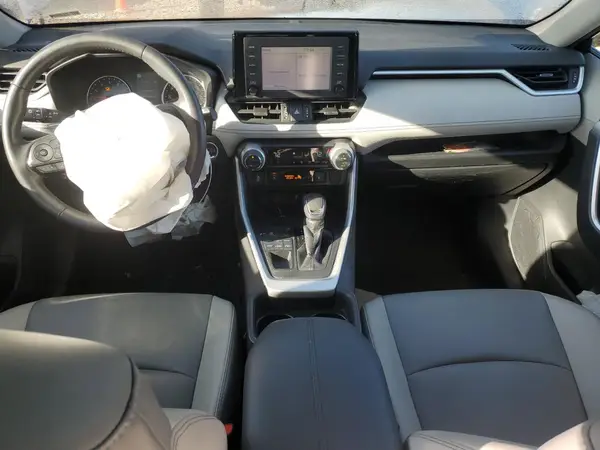 2T3A1RFV0KW079757 2019 TOYOTA RAV 4 - Image 8