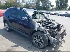 2T3A1RFV0MC148550 2021 TOYOTA RAV 4