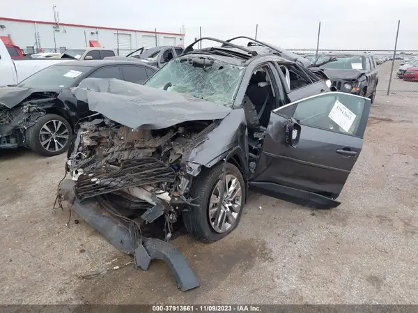 2T3A1RFV0MC158379 2021 TOYOTA RAV 4 - Image 2