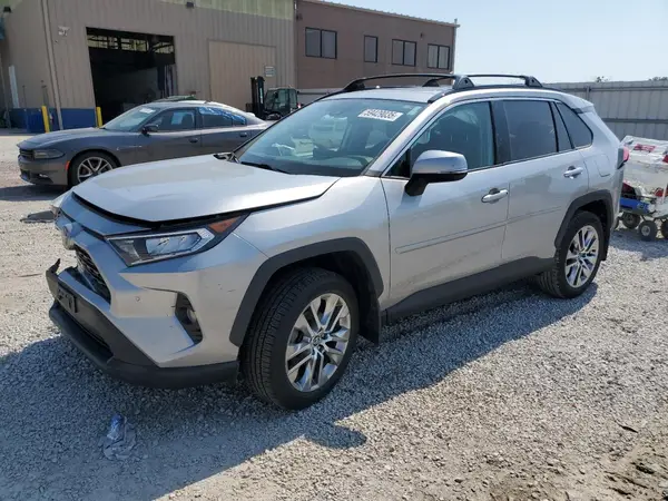 2T3A1RFV0MC163579 2021 TOYOTA RAV 4 - Image 1