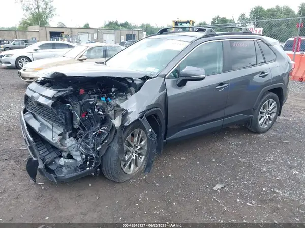 2T3A1RFV0NC293265 2022 TOYOTA RAV 4 - Image 2