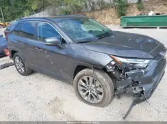 2T3A1RFV0PW383632 2023 TOYOTA RAV 4