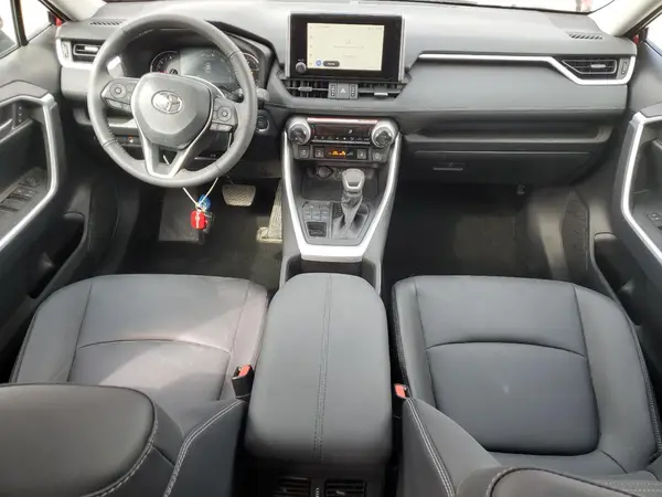 2T3A1RFV0RW478467 2024 TOYOTA RAV 4 - Image 8