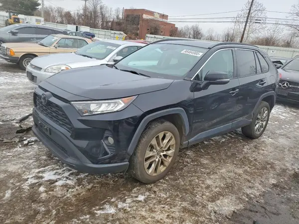 2T3A1RFV1MC214524 2021 TOYOTA RAV 4 - Image 1