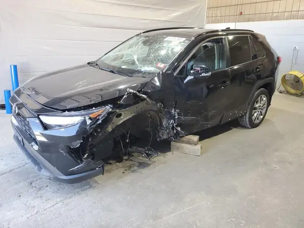 2T3A1RFV1MW152637 2021 TOYOTA RAV 4 - Image 1