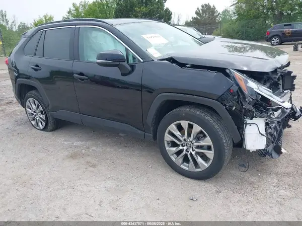 2T3A1RFV1NW298845 2022 TOYOTA RAV 4 - Image 1