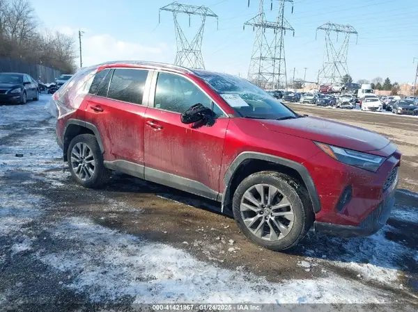 2T3A1RFV1NW310749 2022 TOYOTA RAV 4 - Image 1