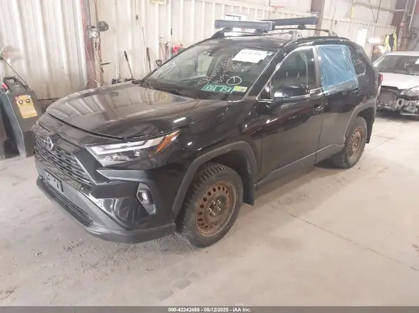 2T3A1RFV1NW311285 2022 TOYOTA RAV 4 - Image 2