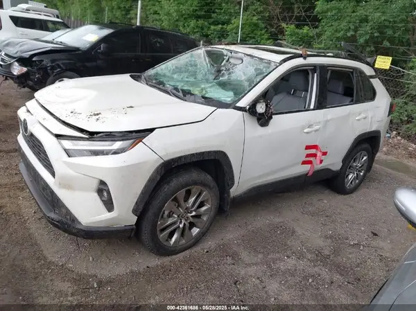 2T3A1RFV1NW312419 2022 TOYOTA RAV 4 - Image 2