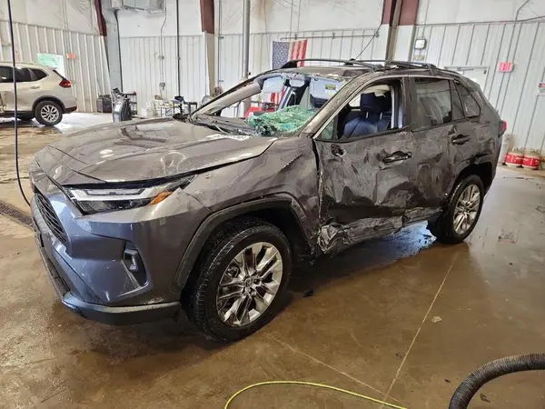 2T3A1RFV1RC401477 2024 TOYOTA RAV 4 - Image 1