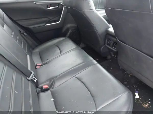 2T3A1RFV2KW049420 2019 TOYOTA RAV 4 - Image 8