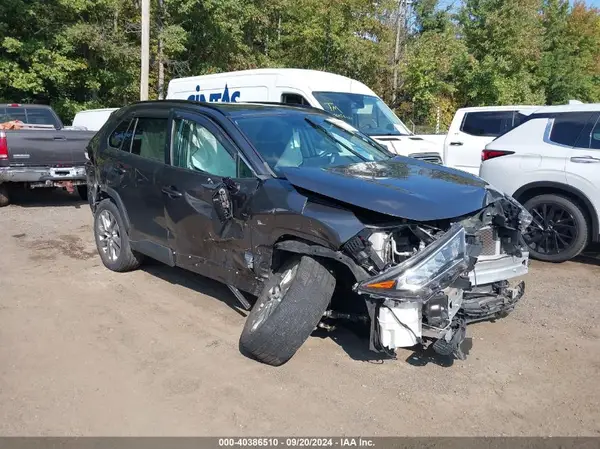 2T3A1RFV2MC211423 2021 TOYOTA RAV 4 - Image 1