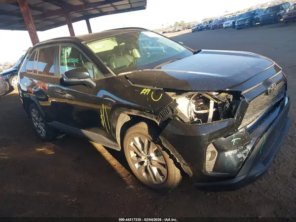 2T3A1RFV2MC256412 2021 TOYOTA RAV 4 - Image 1