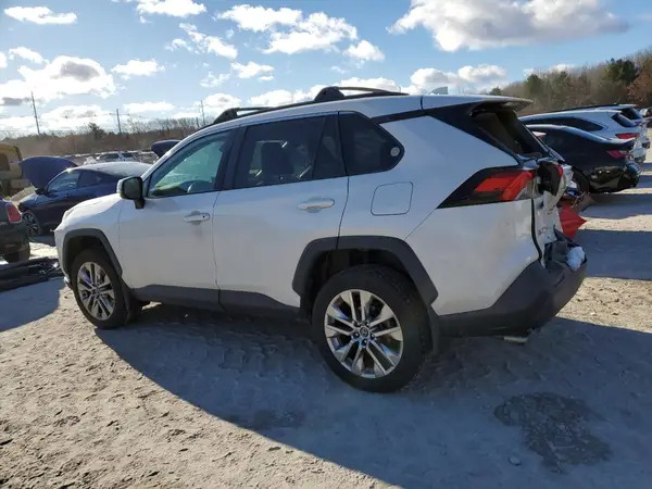2T3A1RFV2MW146670 2021 TOYOTA RAV 4 - Image 2
