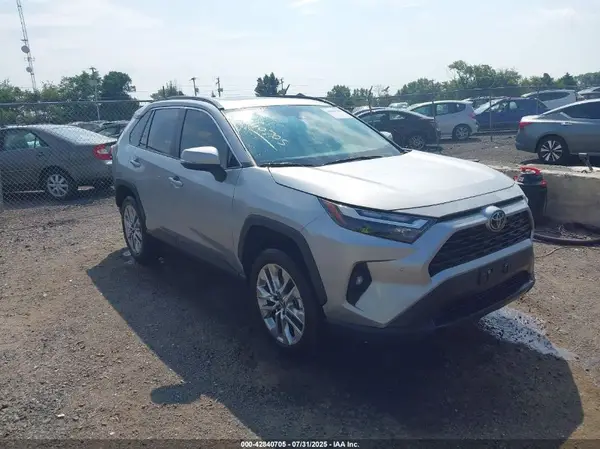 2T3A1RFV2RC489181 2024 TOYOTA RAV 4 - Image 1